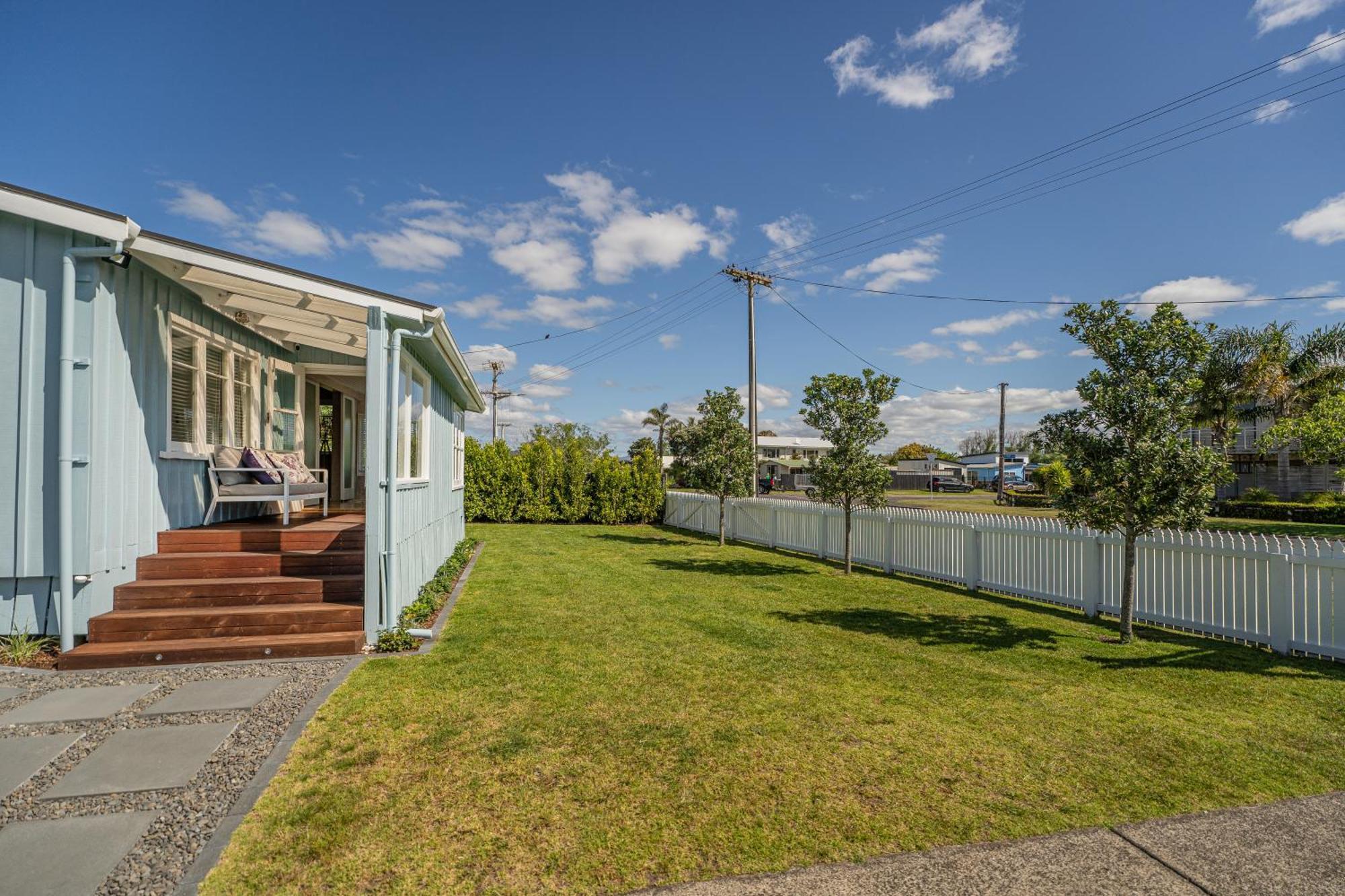 Blue Belle Cottage Whitianga Exteriör bild