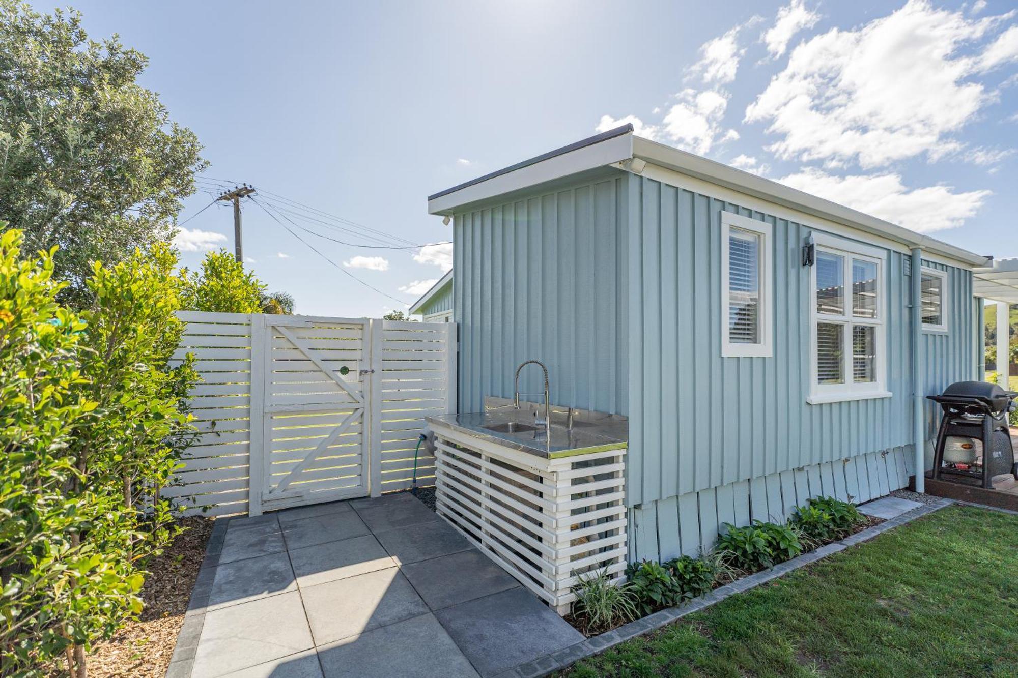 Blue Belle Cottage Whitianga Exteriör bild