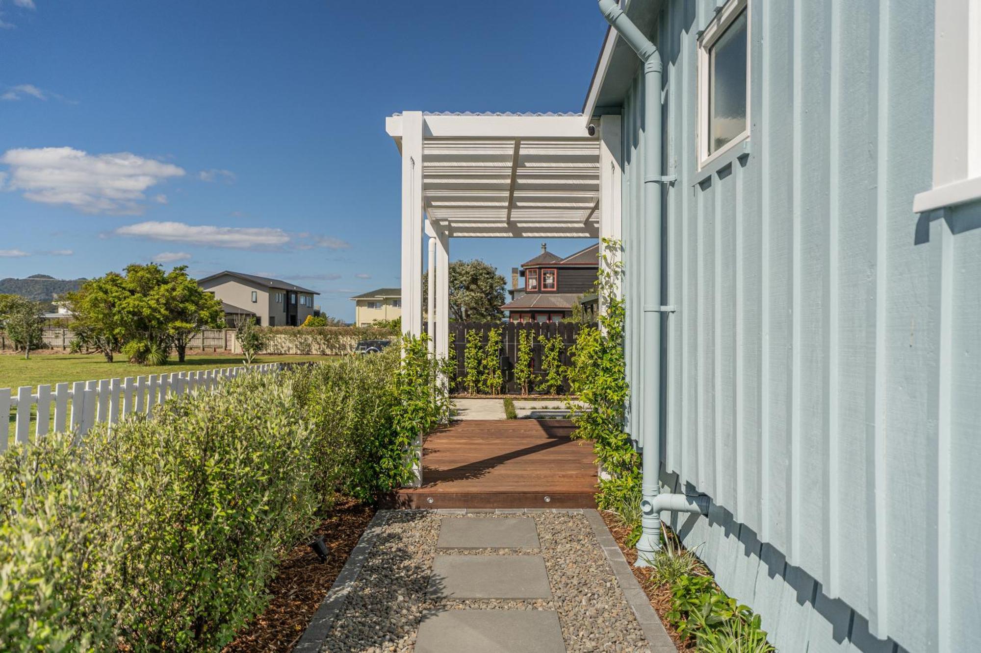 Blue Belle Cottage Whitianga Exteriör bild